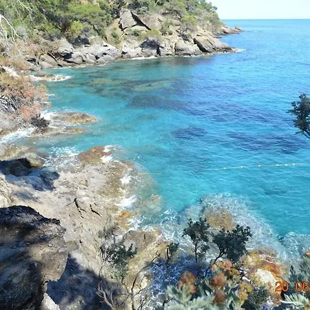 Tres Beau T2 A Cote De La *